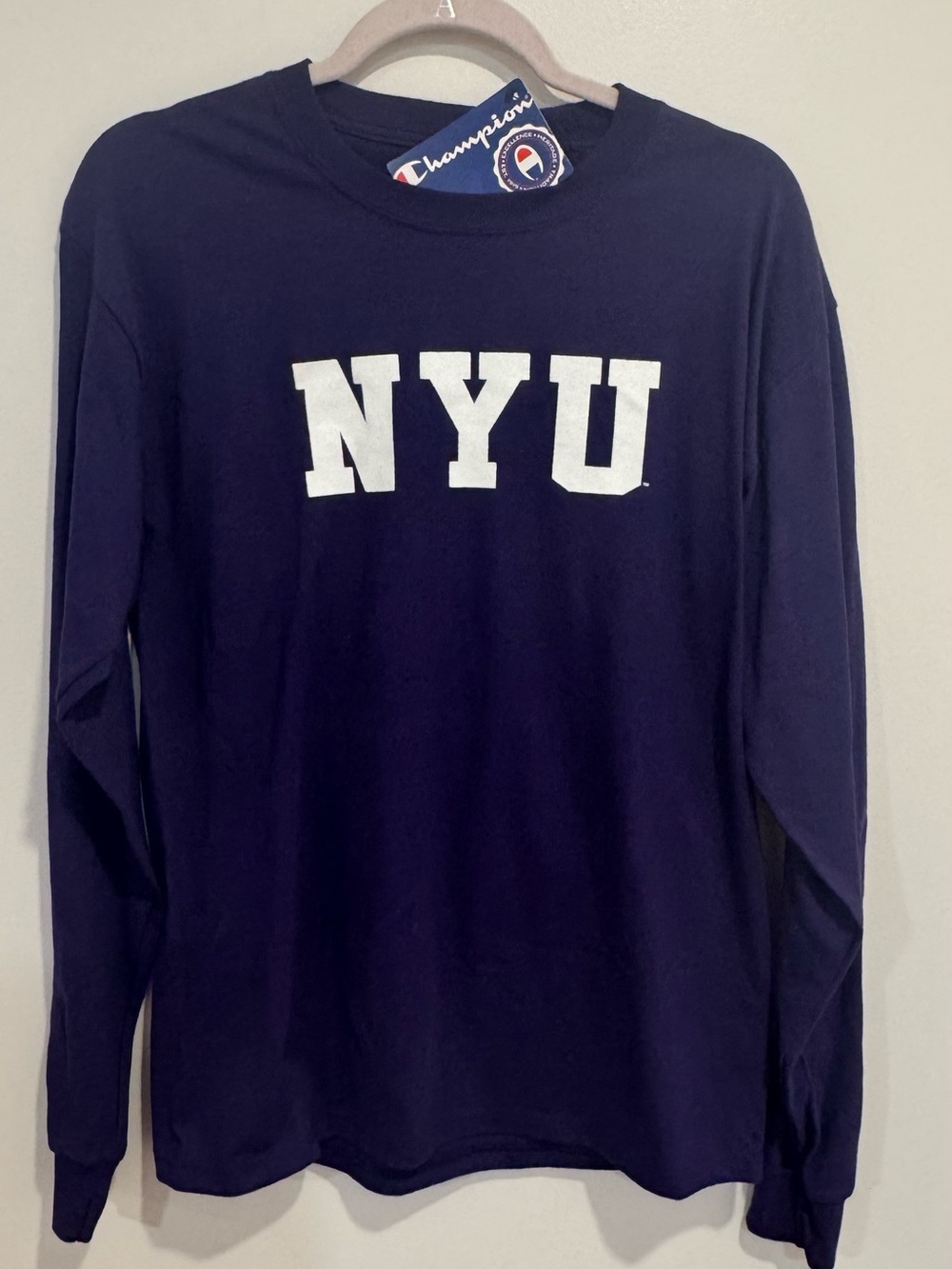 New York University Champion Medium Mens Purple Graphic Logo Tshirt NCAA